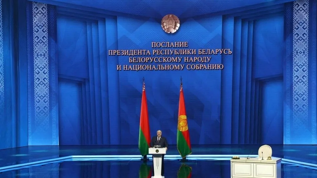 Лукашенко заявил о готовности разместить в Белоруссии стратегическое ядерное оружие