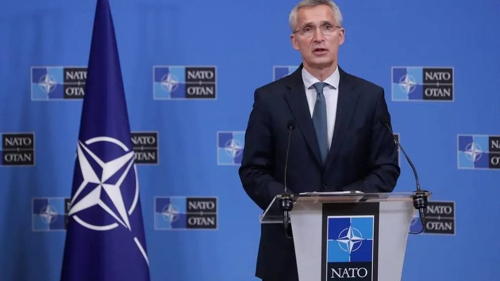 Глава НАТО предложил России переговоры
