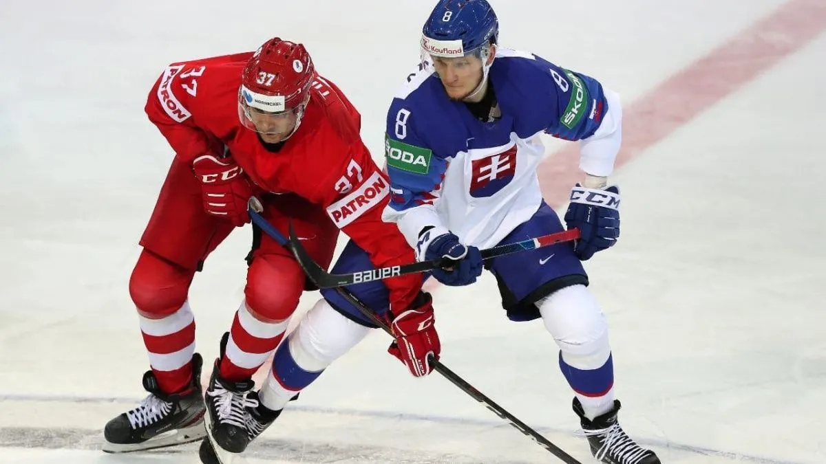 Сборная России потерпела первое поражение на Чемпионате мира по хоккею