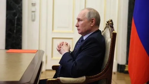 Путин заявил о попытках раскачать ситуацию внутри России