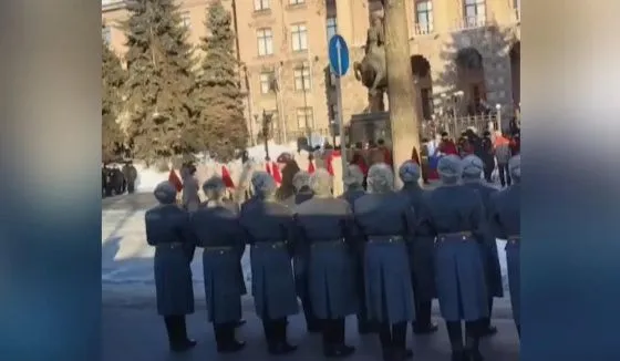 Стало известно, почему в Екатеринбурге силовики окружили штаб Центрального военного округа