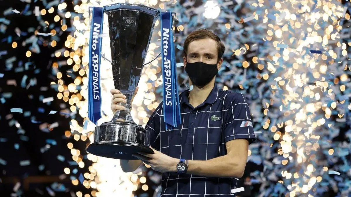 Итоговый турнир АТР в Лондоне выиграл российский теннисист