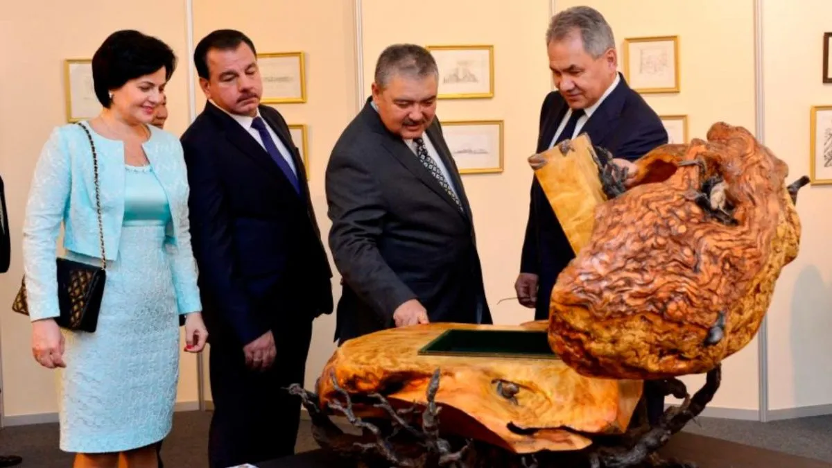 Министр обороны Шойгу представит свою выставку в столице Татарстана