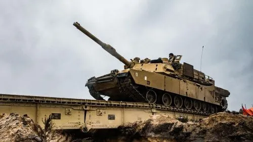 Американские танки могут не доехать до Украины в 2023 году
