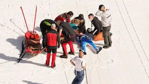 В искусственную кому ввели норвежского прыгуна с трамплина после падения на КМ