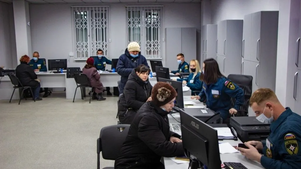 Жители освобождённых частей Украины начали получать выплаты от России