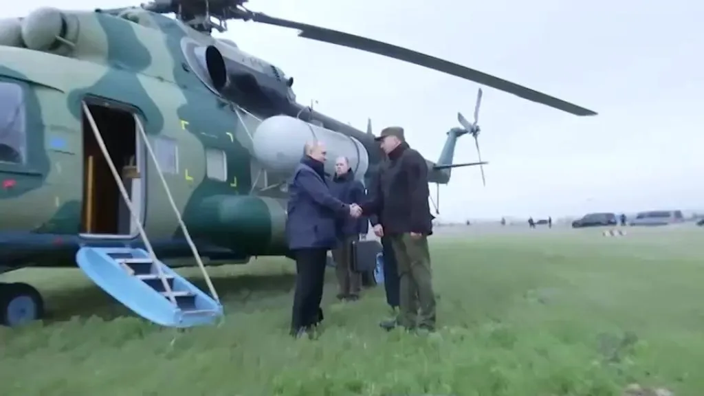 Владимир Путин внезапно прибыл в зону спецоперации на Украине