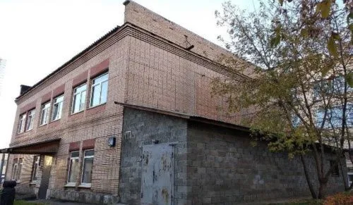 В районе Дорогомилово собственник ликвидировал незаконные пристройки к зданию и открыл продуктовый магазин