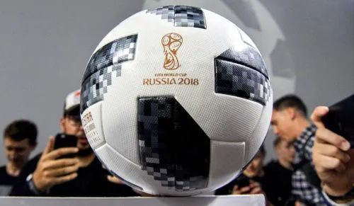 Сборная России исправила постер ЕA Sports, на котором не было мяча ЧМ – 2018