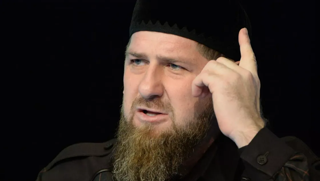 Кадыров объявил награду за украинского военного, который сжег Коран