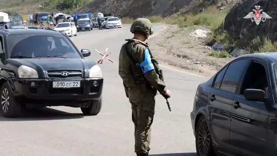 Российские миротворцы продолжают обеспечивать безопасность в Карабахе