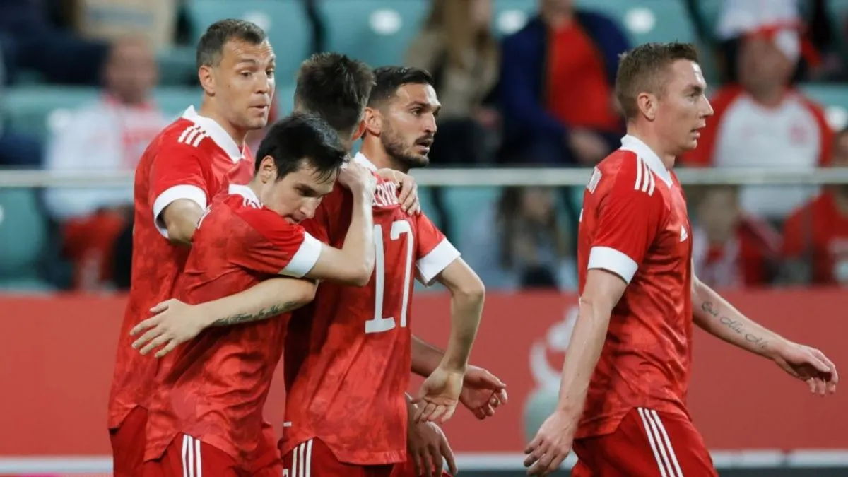Сборная России по футболу не смогла одолеть поляков в товарищеской игре