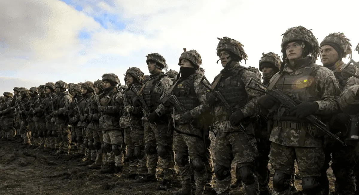 Украина перевела воинские звания на стандарты НАТО