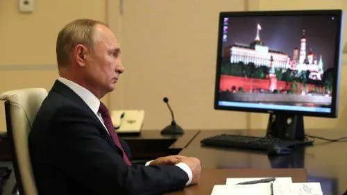 Путин рассказал школьникам про современных коллаборационистов