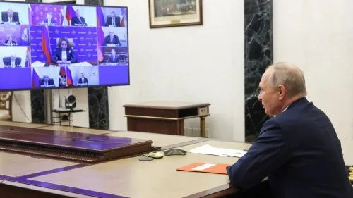 Путин обсудил отдельные темы с Совбезом о сотрудничестве с Евразэс
