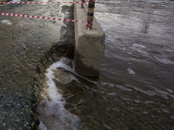 В Челябинской области из-за паводка прорвало плотину