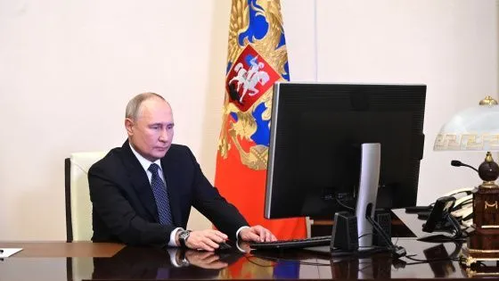 Путин одерживает победу на выборах президента