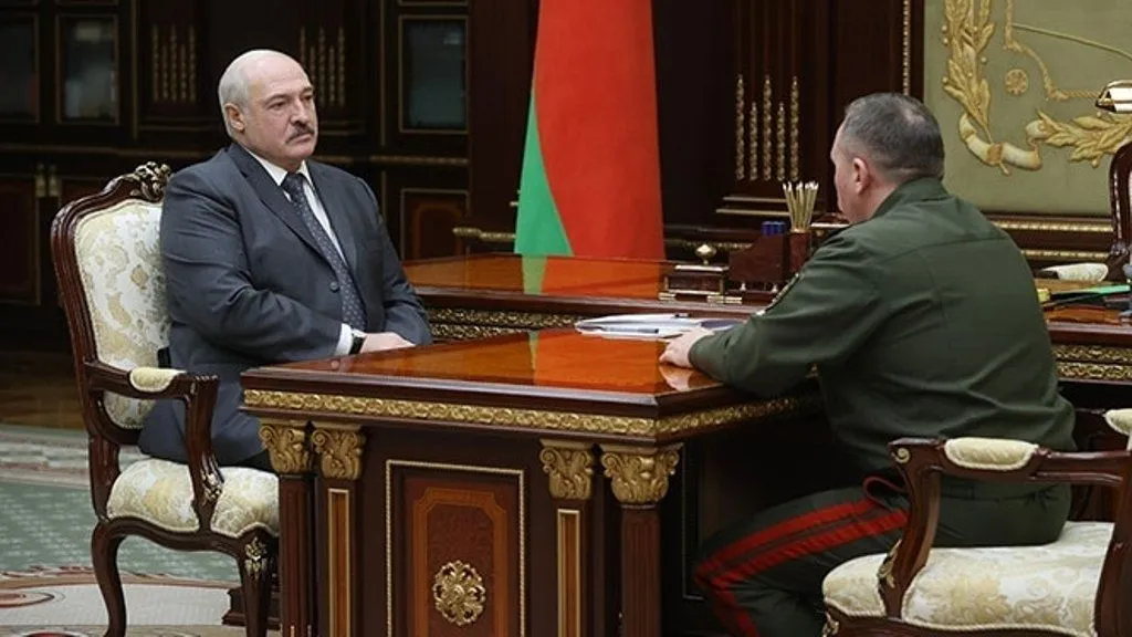Лукашенко задумался о патриотическом воспитании белорусских «мужиков»