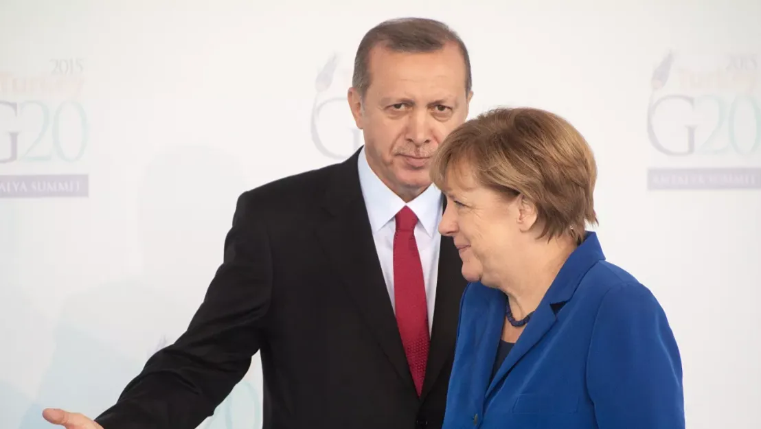 Эрдоган и Меркель поспорили о формах правления