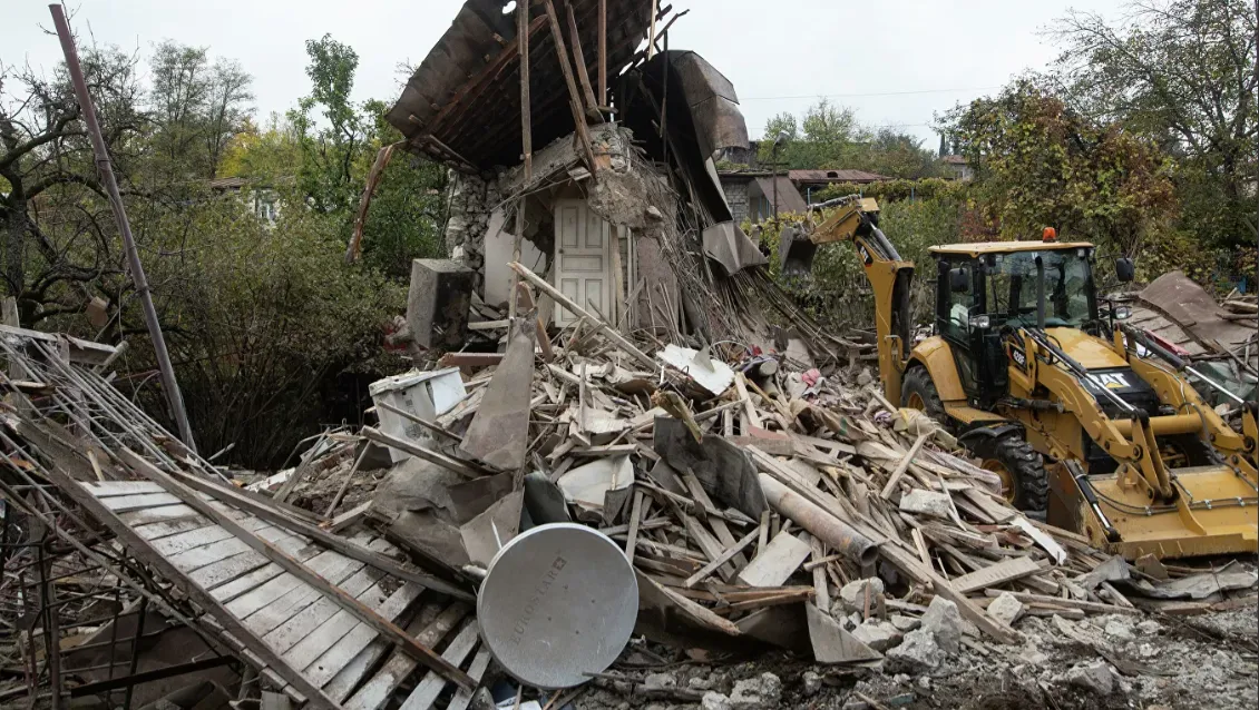 Потерявших дома из-за боев в Карабахе обеспечат жильем