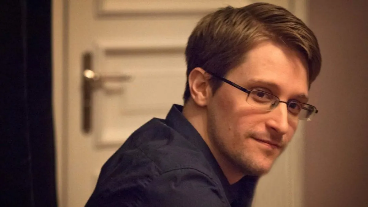 Сноуден намерен получить российское гражданство