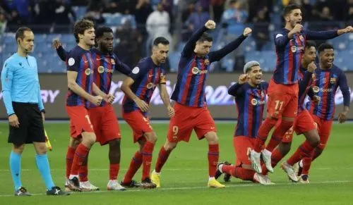 «Сине-гранатовые» пробились в финал Суперкубка Испании