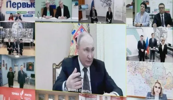 Президент России Владимир Путин оценил ремонт челябинской школы