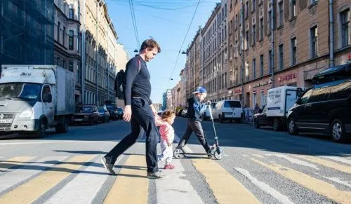  «Пешеход должен страдать?»- петербуржцы раскритиковали нерегулируемые переходы Комтранса