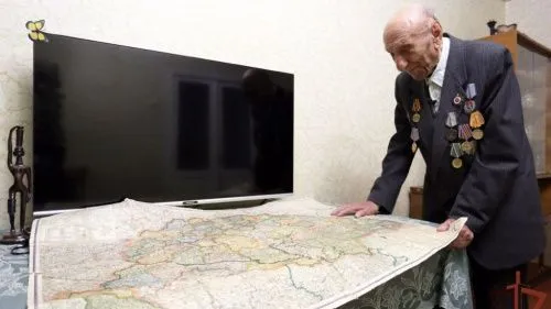 Росгвардейцы спасли участника Сталинградской битвы из зоны боевых действий на Украине