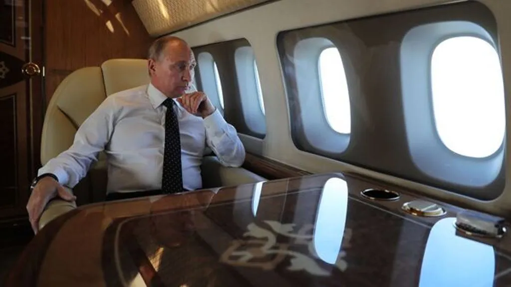 Си Цзиньпин не встретил Путина в аэропорту Пекина