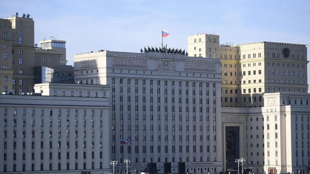 Минобороны заявило об отражении атаки 17 беспилотников на Крым