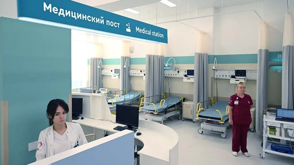 Заболеваемость COVID-19 в России выросла на 48%