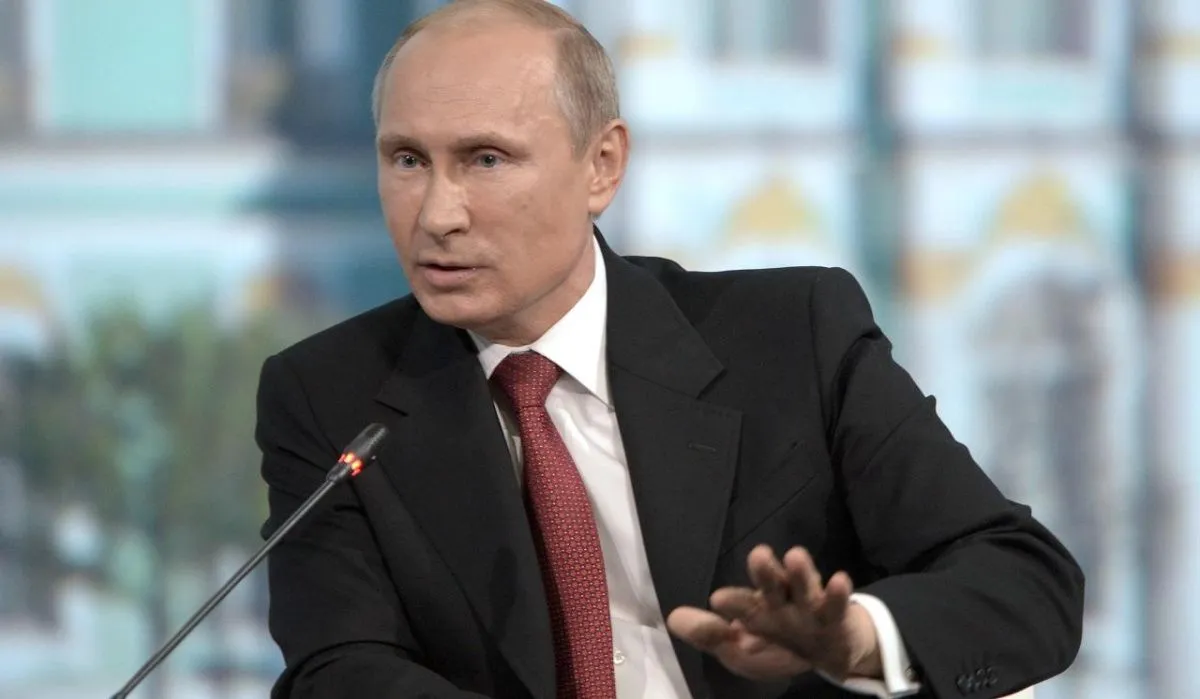 Россияне просят Путина отказаться от очного участия в G20