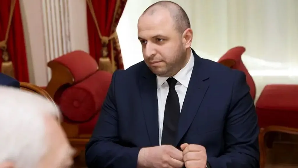 Зеленский сделал новым министром обороны Украины бизнесмена