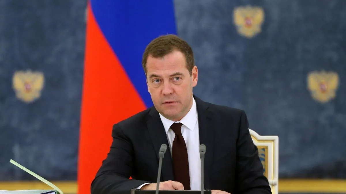 Медведев резко высказался о падении ракеты в Польше