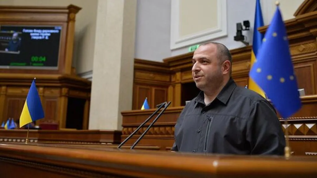 Против нового министра обороны Украины уже хотят завести уголовное дело