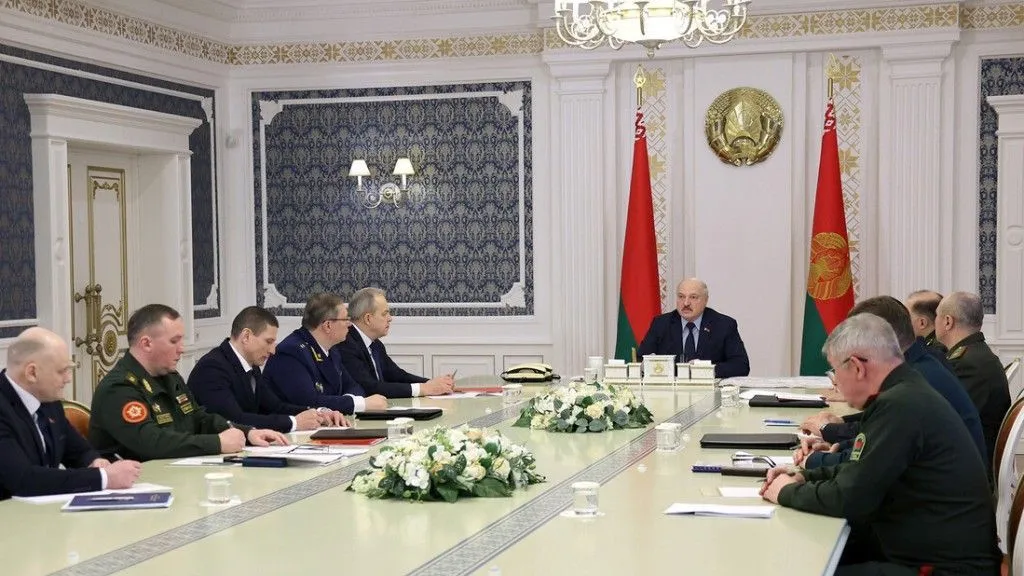 Лукашенко похвалил Путина за начало спецоперации на Донбассе